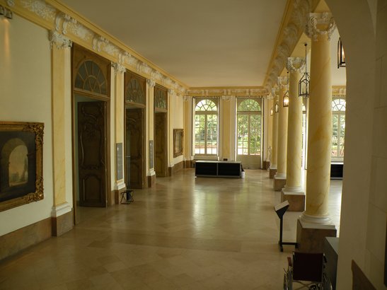  intérieur du musée des beaux arts